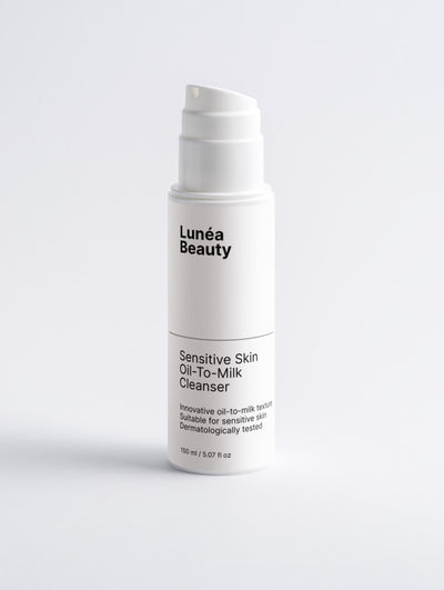 Oil-to-Milk Cleanser
